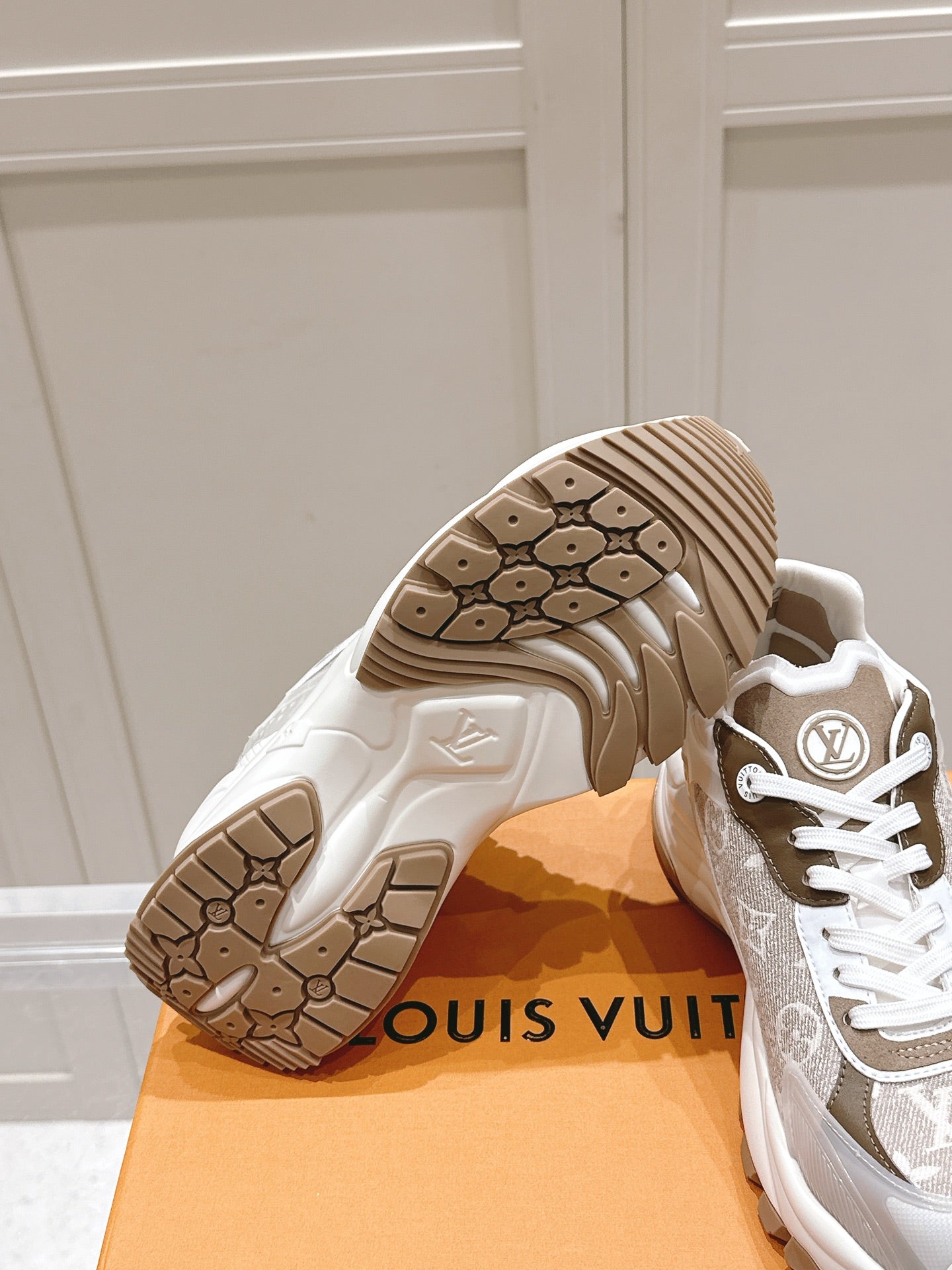 Designer Sneakers Shoes – Lifestyle Sneakers, Latest Sneakers