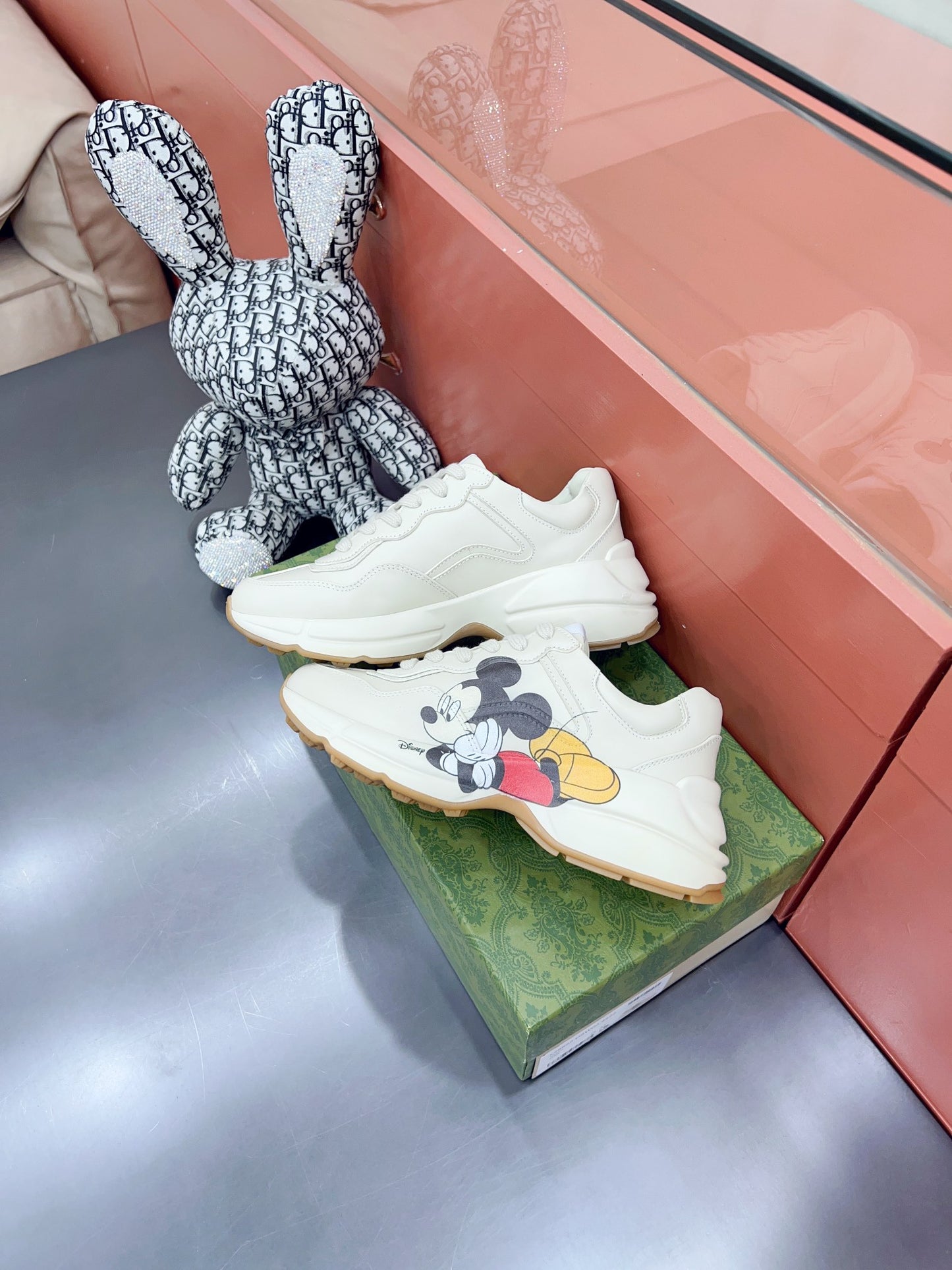 Designer Sneakers Shoes – Lifestyle Sneakers, Latest Sneakers