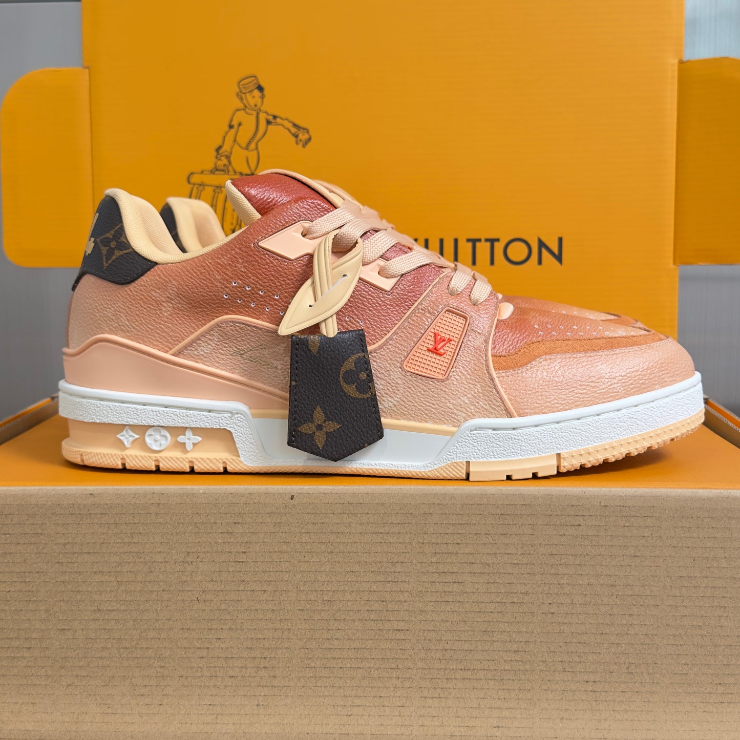 Designer Sneakers Shoes – Lifestyle Sneakers, Latest Sneakers