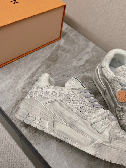 Designer Sneakers Shoes – Lifestyle Sneakers, Latest Sneakers