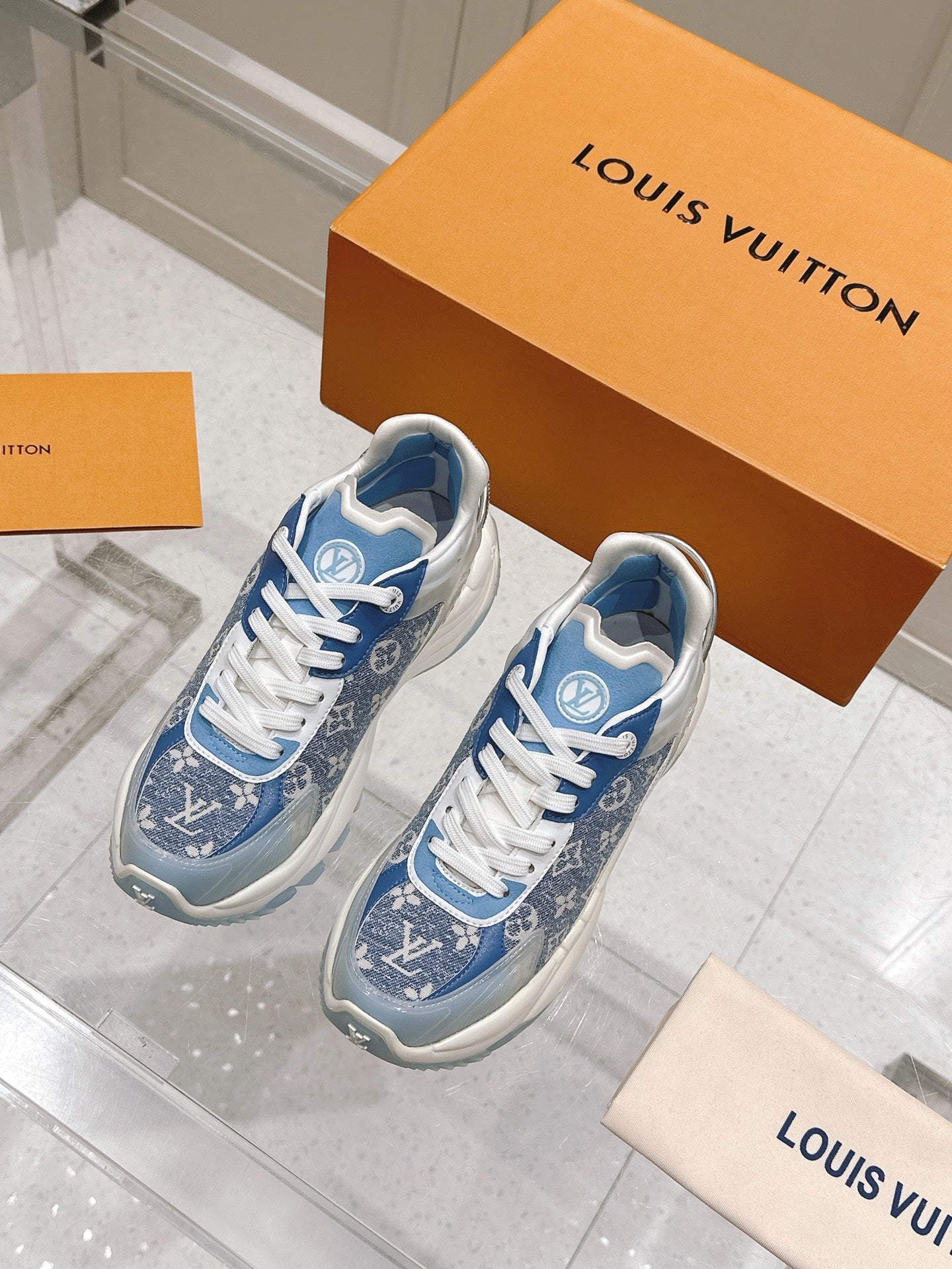 Designer Sneakers Shoes – Lifestyle Sneakers, Latest Sneakers